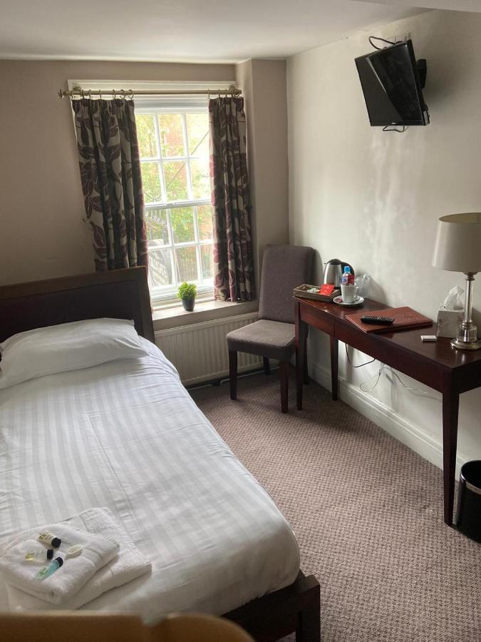 Hotel Gillygate Bar And 3*
